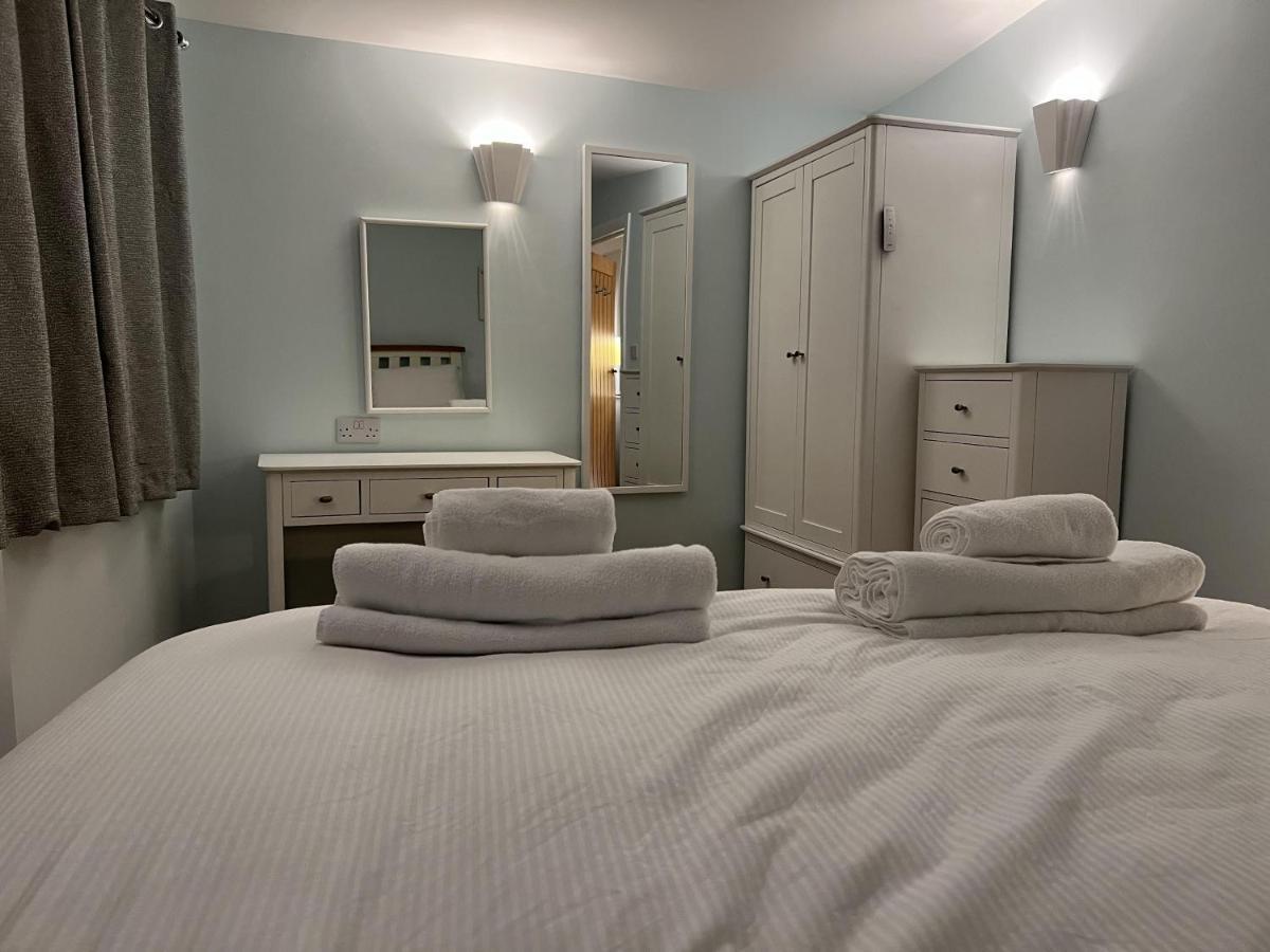 Charming Woodland Lodge 2 Person 1 Bedroom Great Yarmouth Exteriör bild