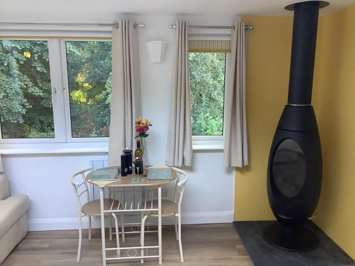 Charming Woodland Lodge 2 Person 1 Bedroom Great Yarmouth Exteriör bild