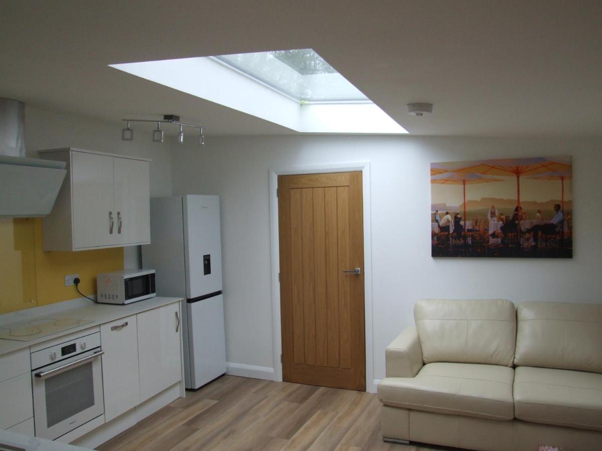 Charming Woodland Lodge 2 Person 1 Bedroom Great Yarmouth Exteriör bild